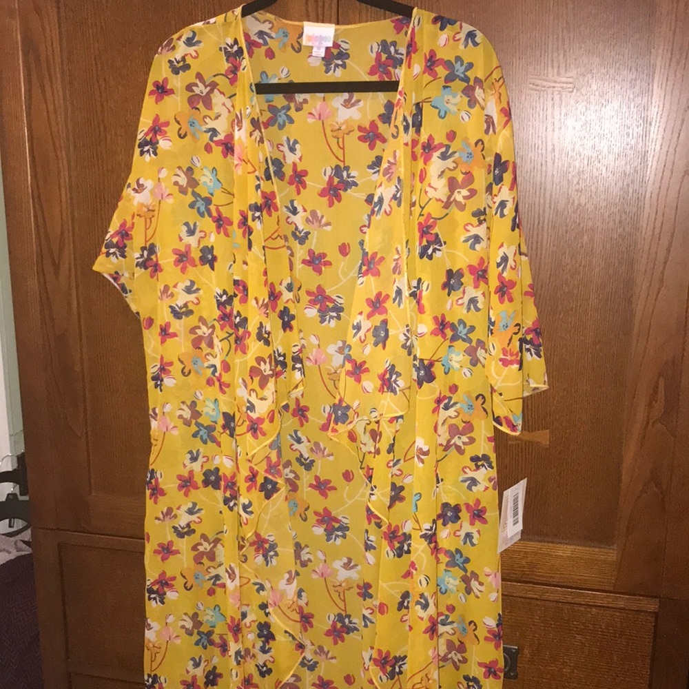 Brand new LuLaRoe Shirley
